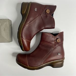 KEEN | Mora Side Button Booties 8.5
